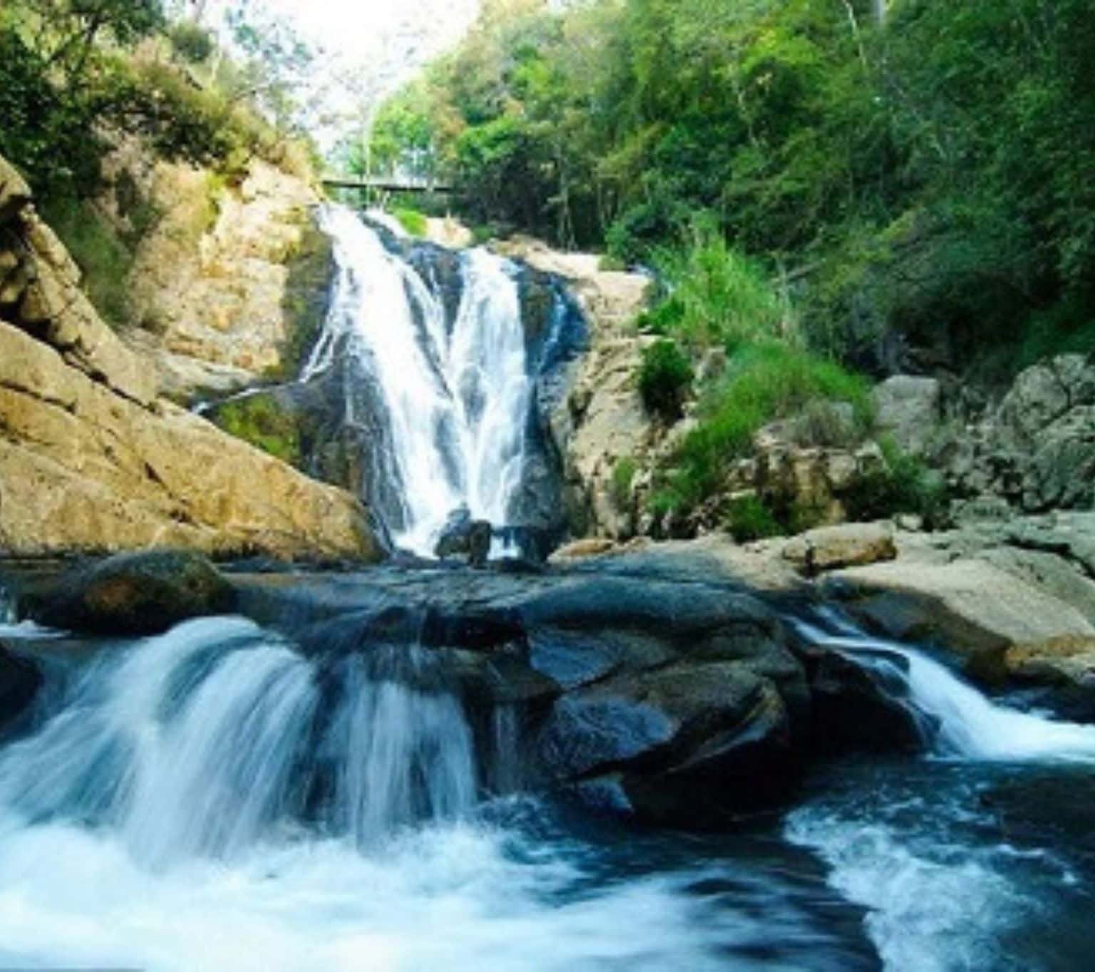 Thác Hang Cọp