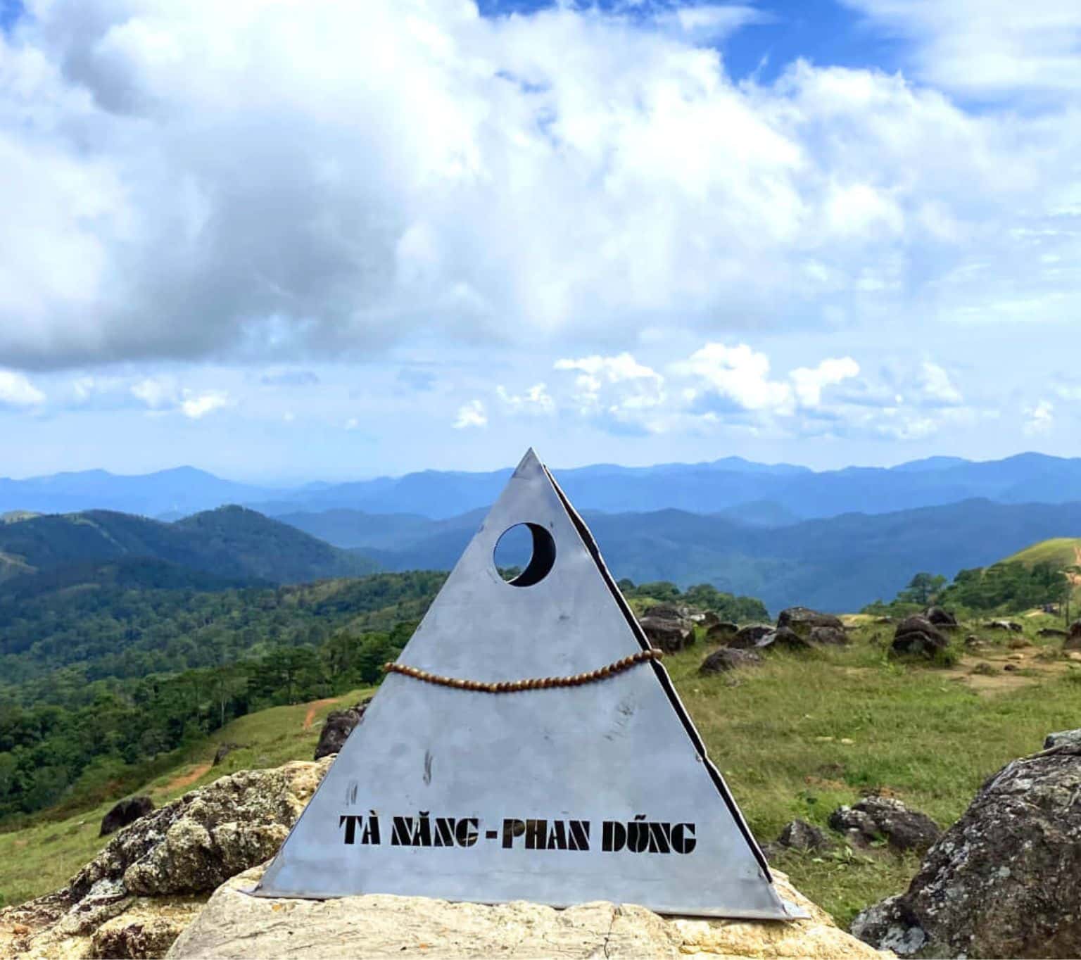 Tà Năng Phan Dũng