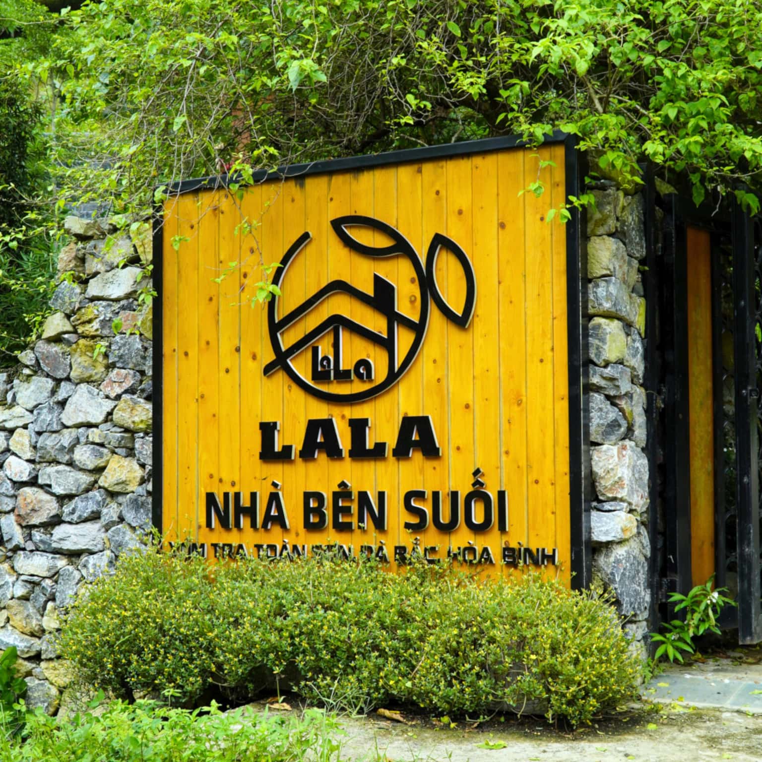 Lala Nhà Bên Suối tại Đà Bắc, Hòa Bình — ảnh 5