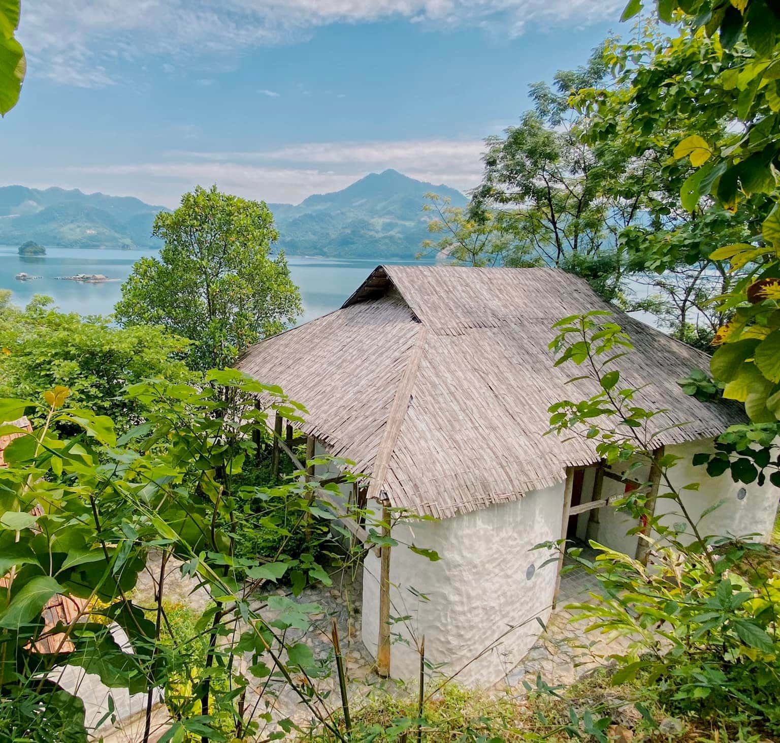 Sân nhà