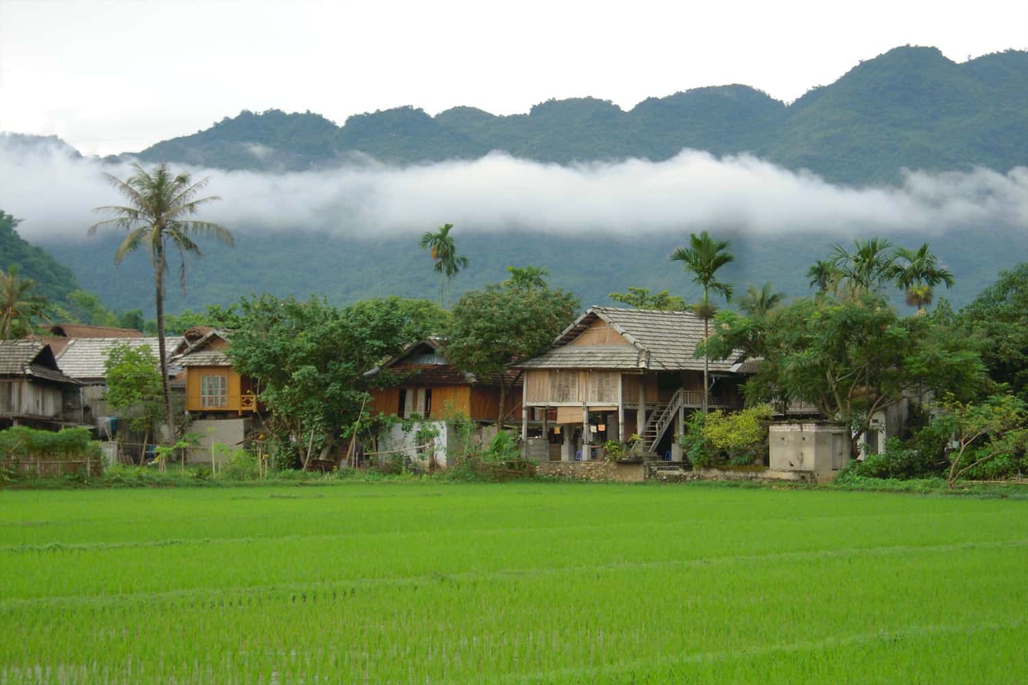 Bản Lác
