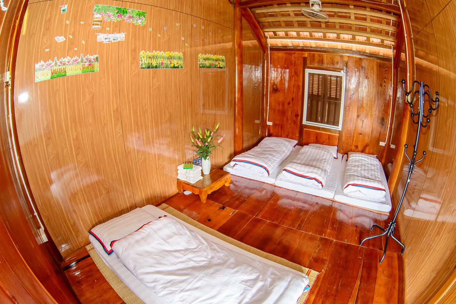 Nội thất toàn gỗ của Mộc Châu Arena Village