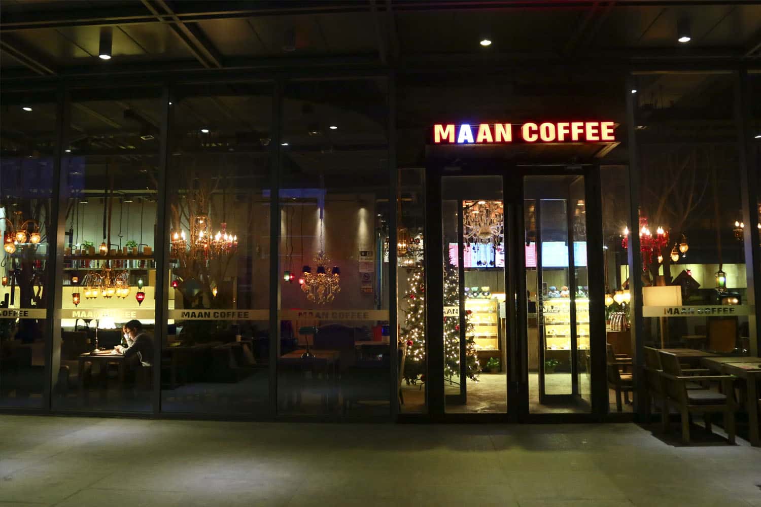 Maan Coffee