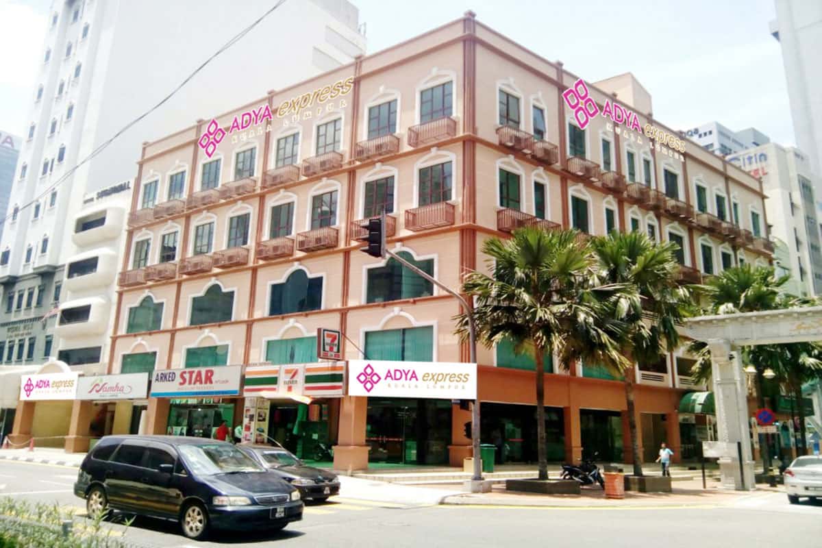 Hotel Adya