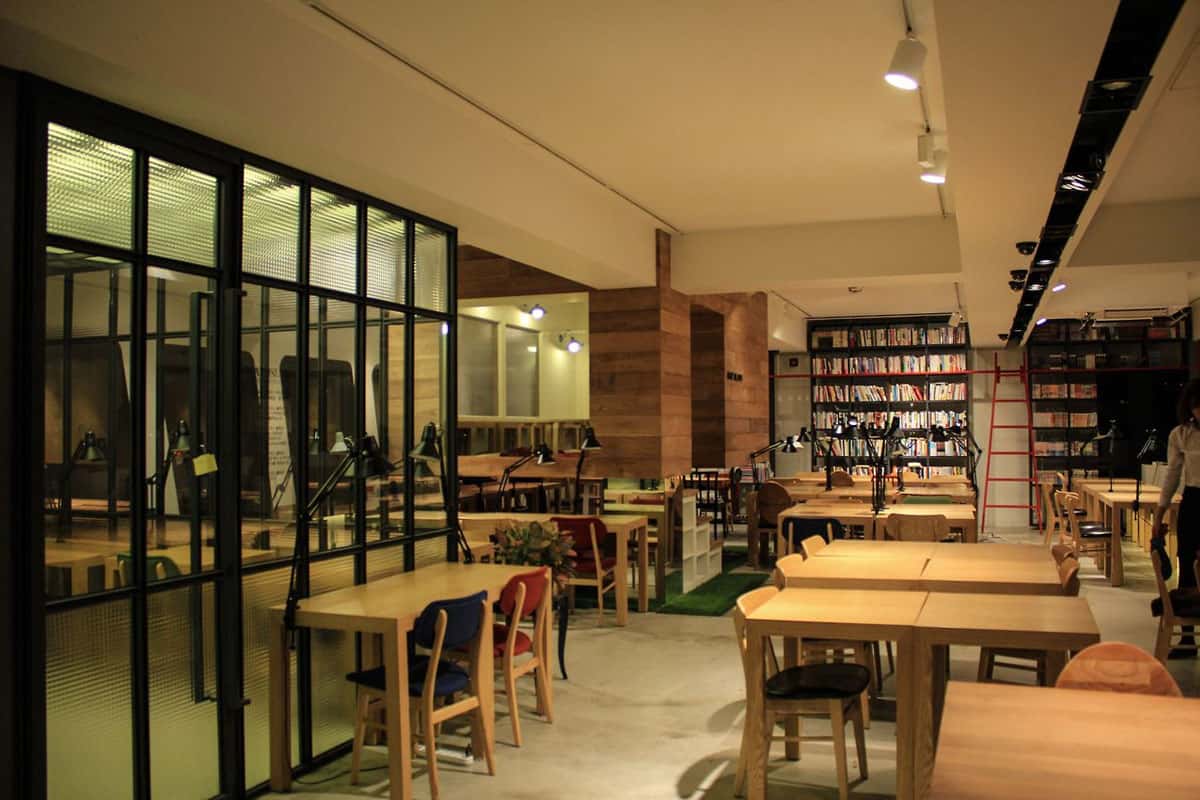 May Island Cafe