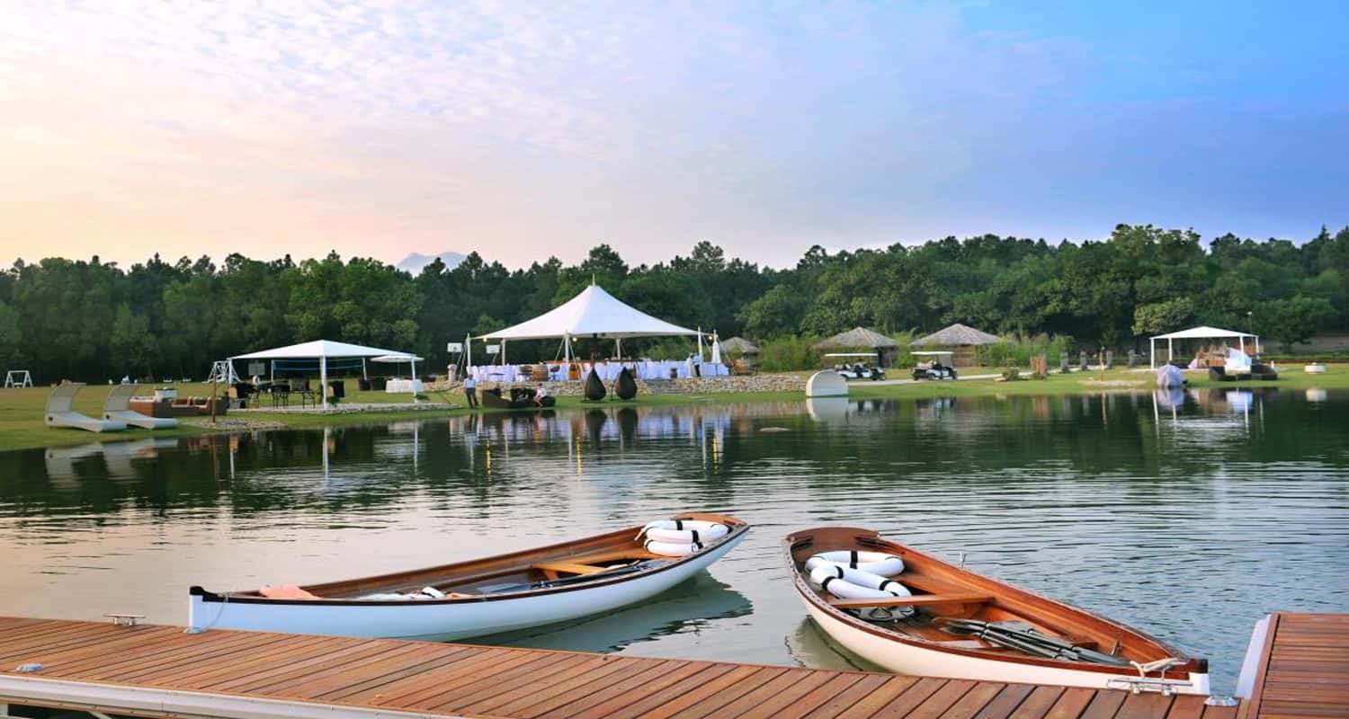 Chèo thuyền kayak tại CLB bãi biển