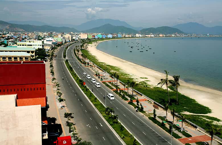 Đường Nguyễn Tất Thành