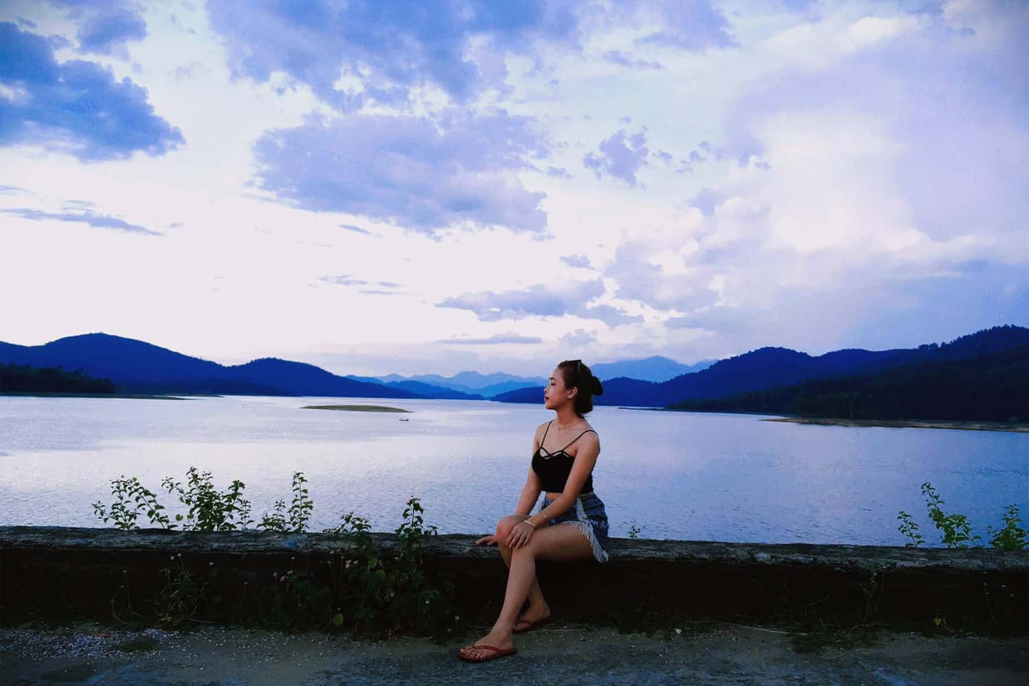 Hồ Phú Ninh sở hữu không gian trong lành, tươi mát