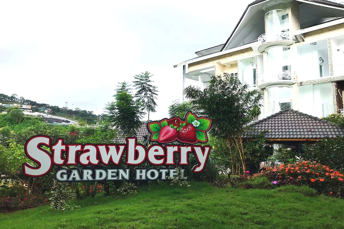 Strawberry Garden Holel