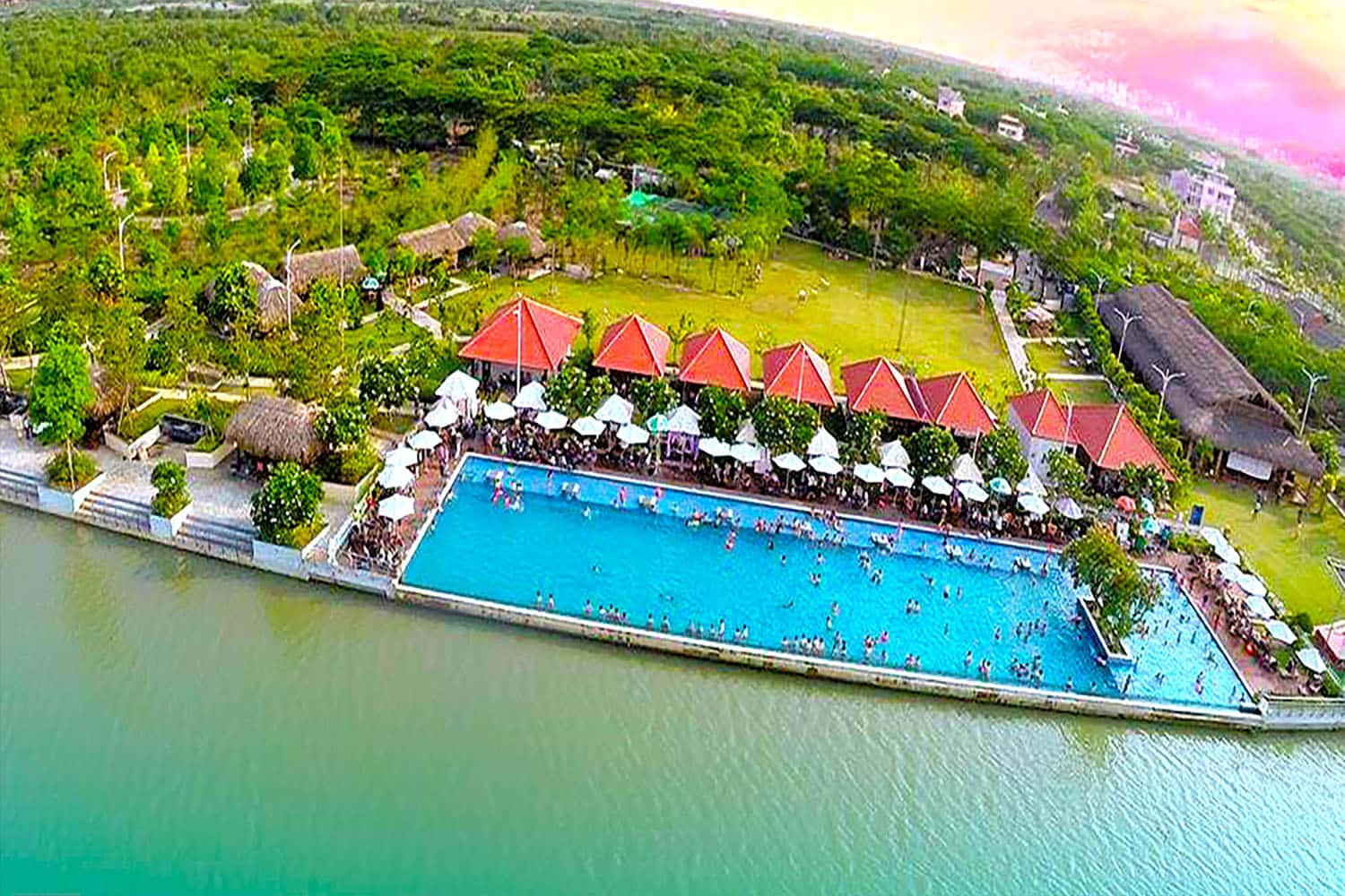 Khu du lịch The BCR