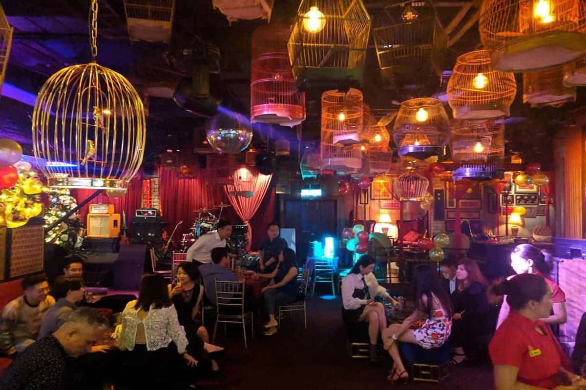 Cuộc sống về đêm ở Khu phố Tàu