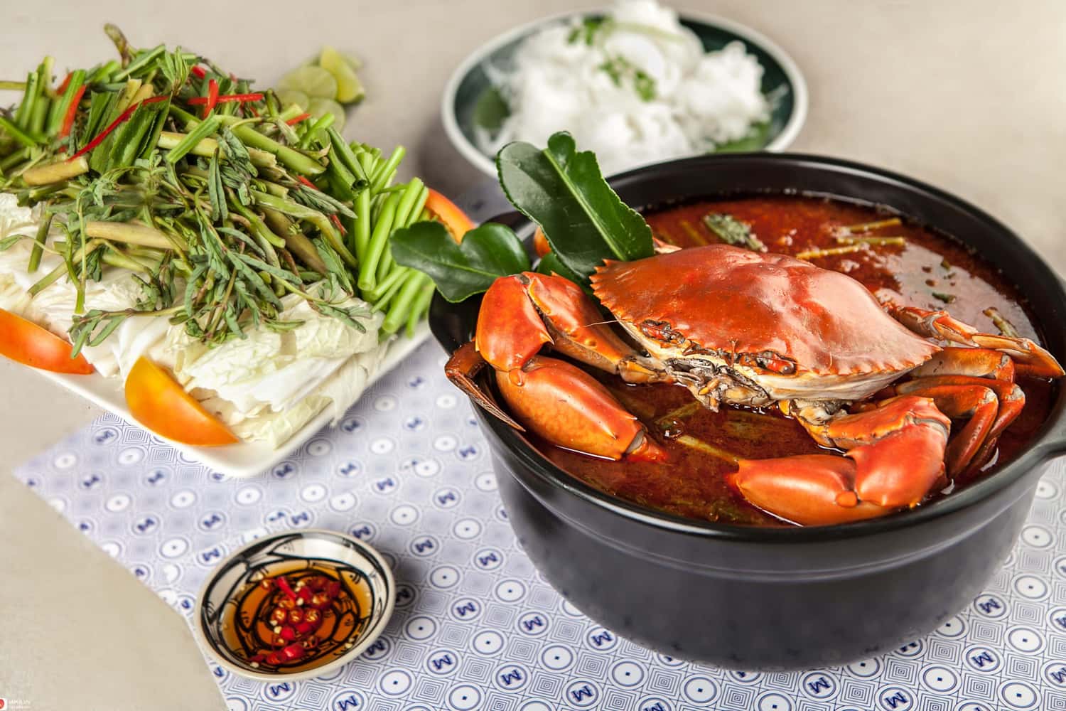 Quán lẩu cua đất mũi