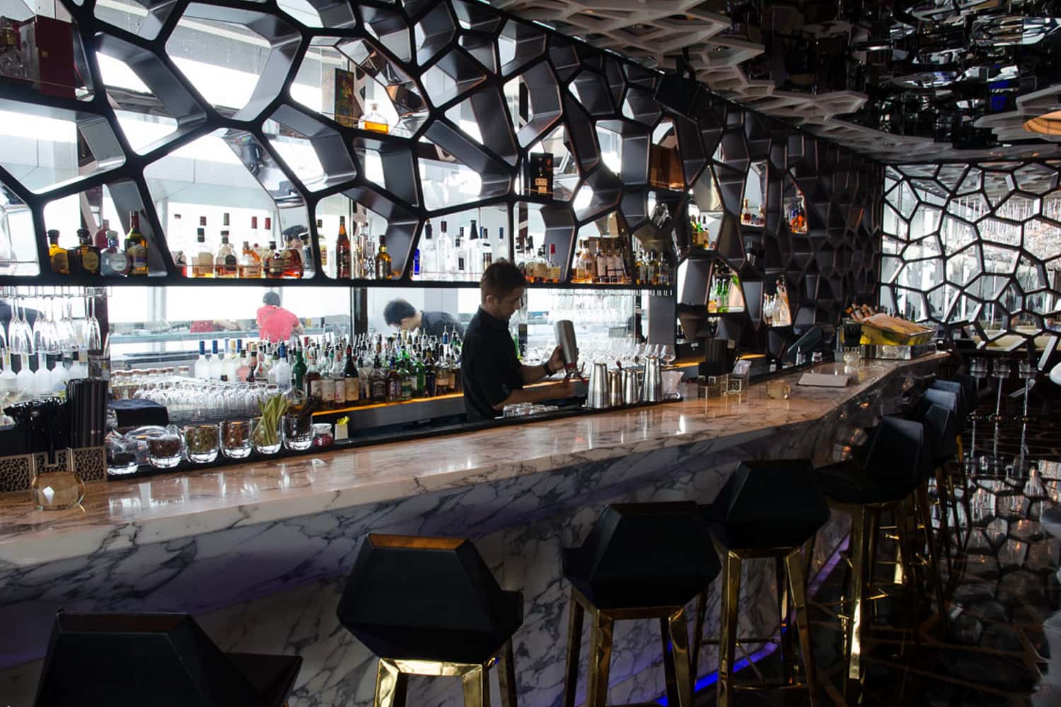 Quán bar Ozone