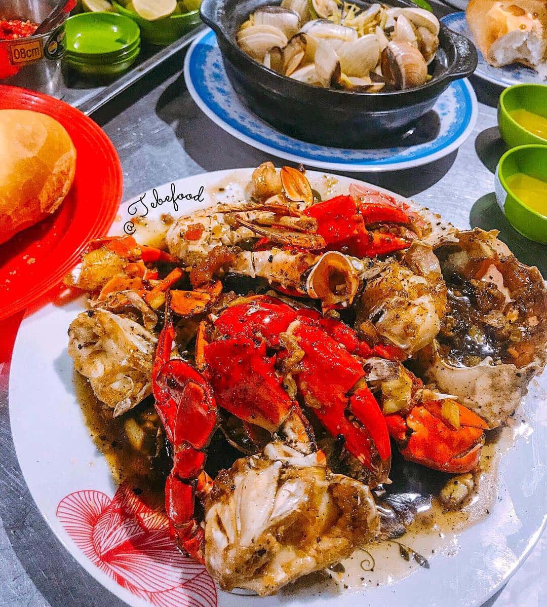 Đặc sản món cua rang me © tebefood / instagram