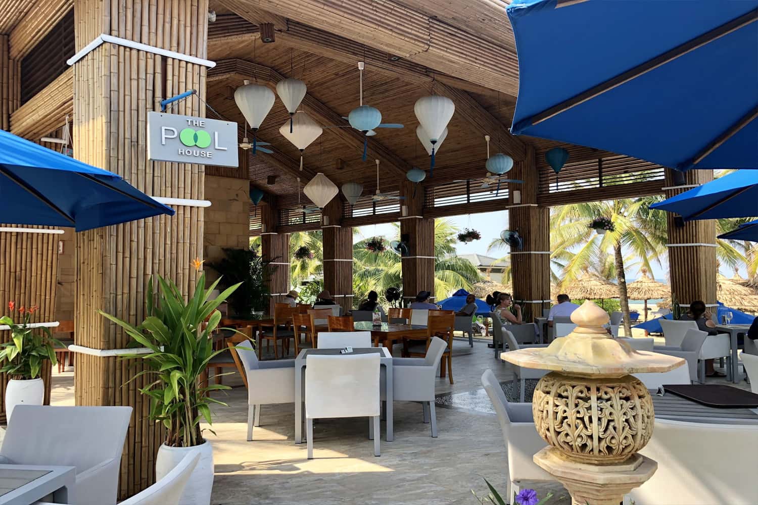 Nhà hàng Pool House ở Sunrise Premium Resort Hội An