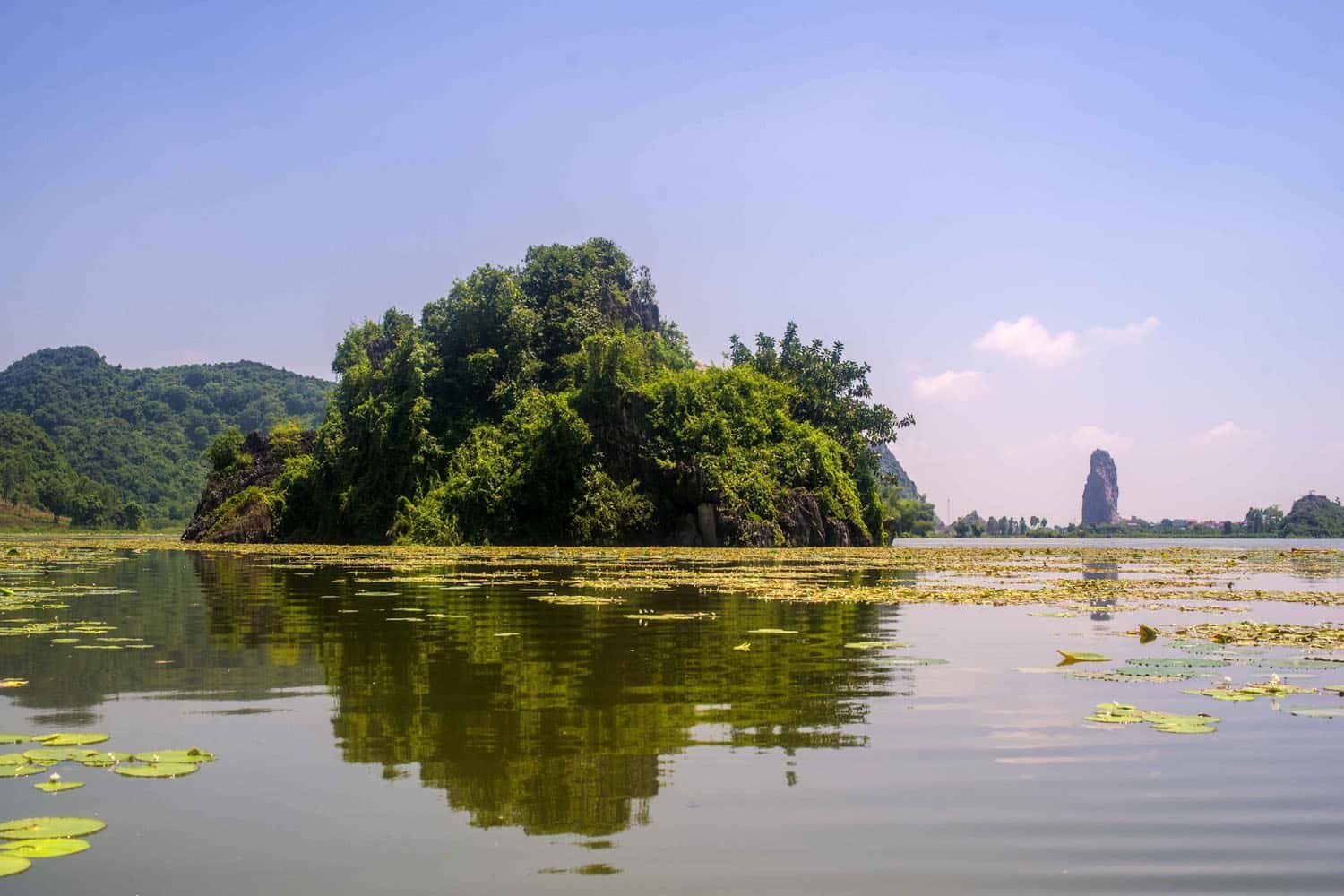 Đôi nét về hồ Quan Sơn