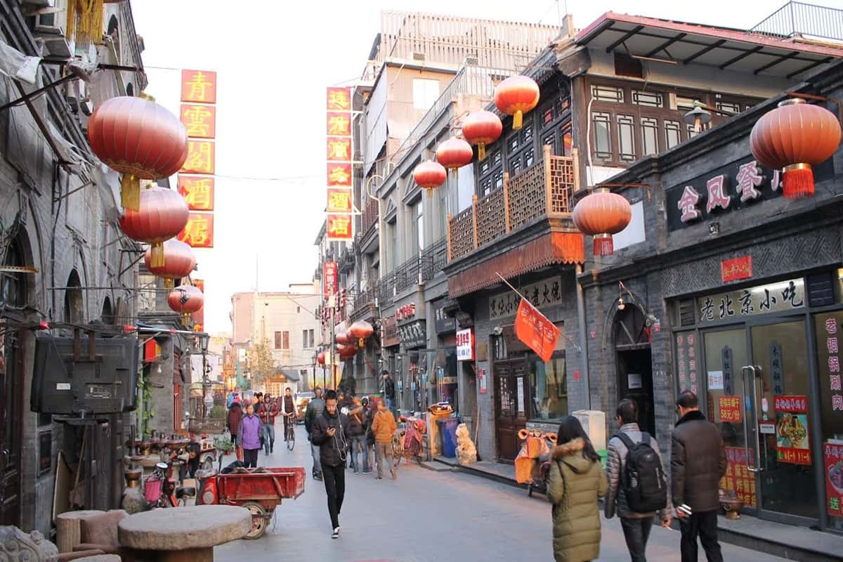 Dành một ngày mua sắm ở Dashilar