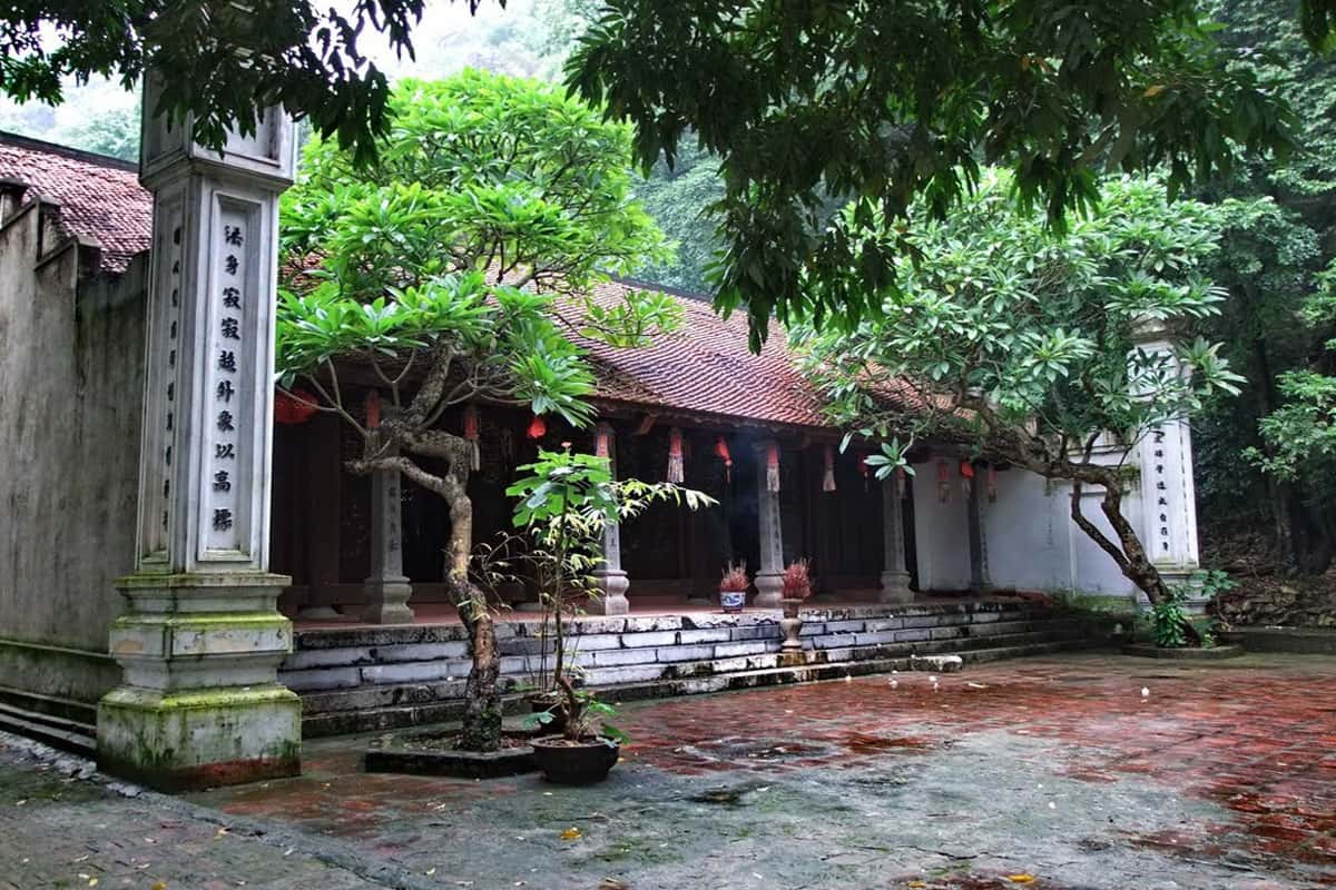 Chùa Trầm