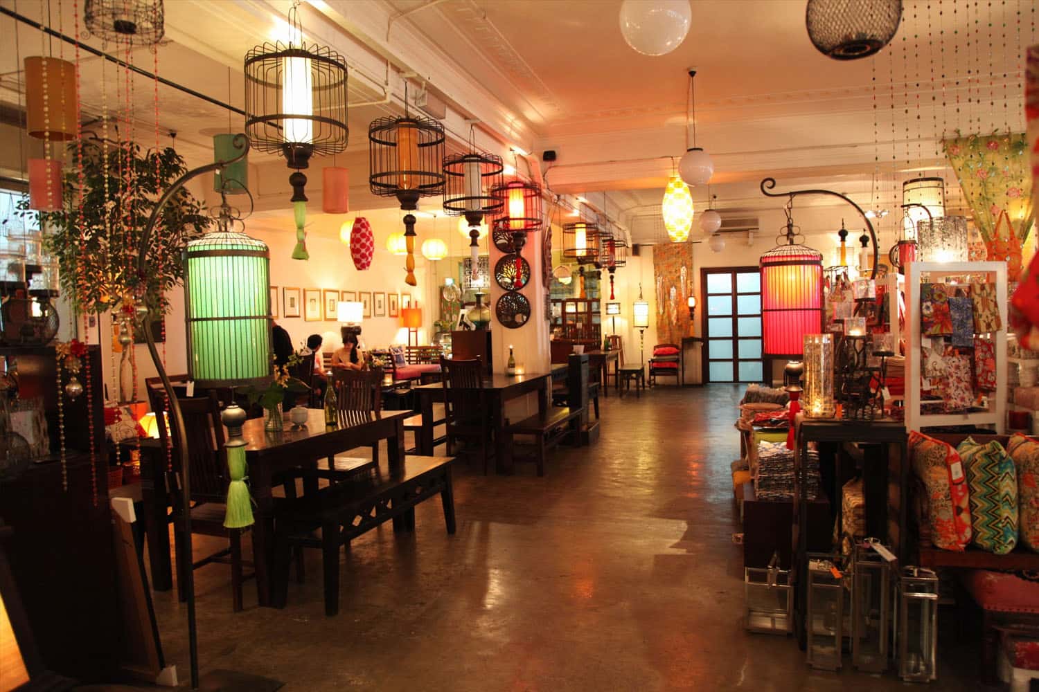Tiệm cà phê Peter Hoe Beyond