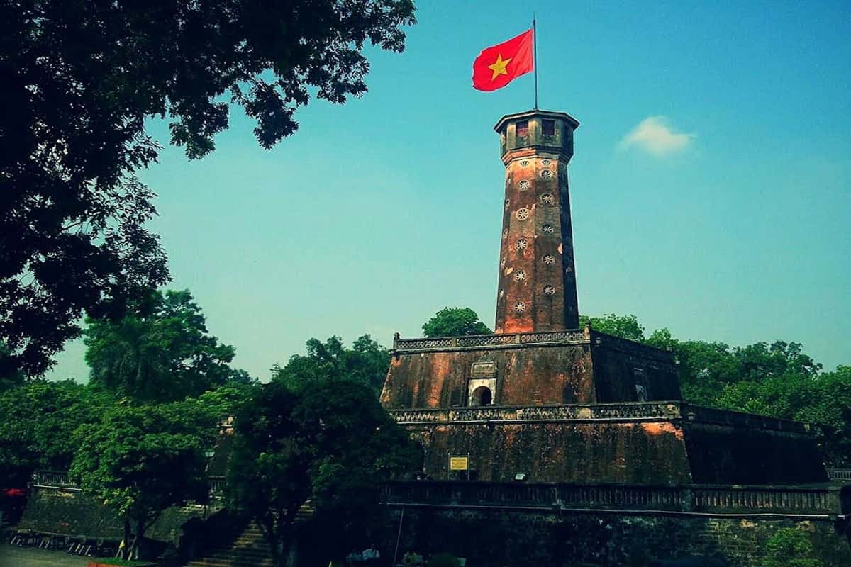 Cột cờ thủ đô - Thăng trầm lịch sử