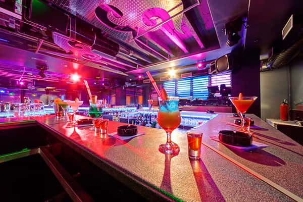 Top 10 quán bar sôi động nhất tại Quế Lâm, Trung Quốc