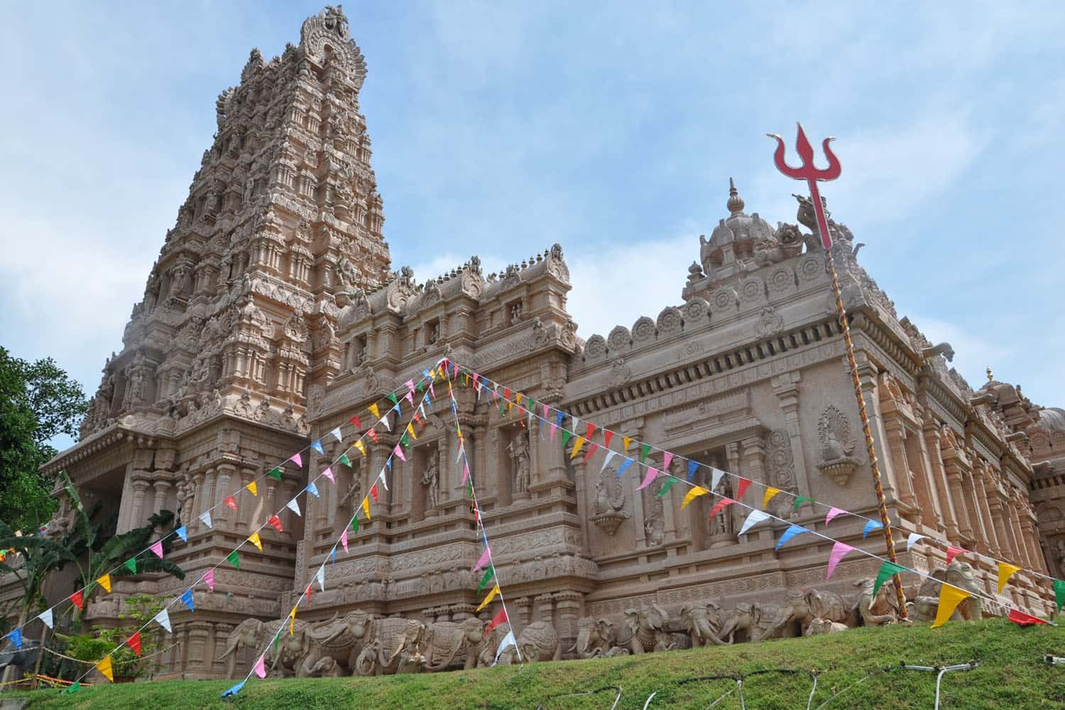 Đền Sri Shakti Devasthanam