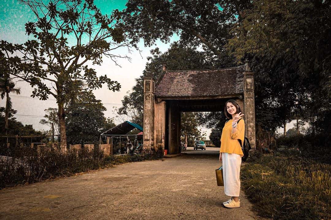 Cổng làng Mông Phụ :copyright: hathu_1997 / instagram