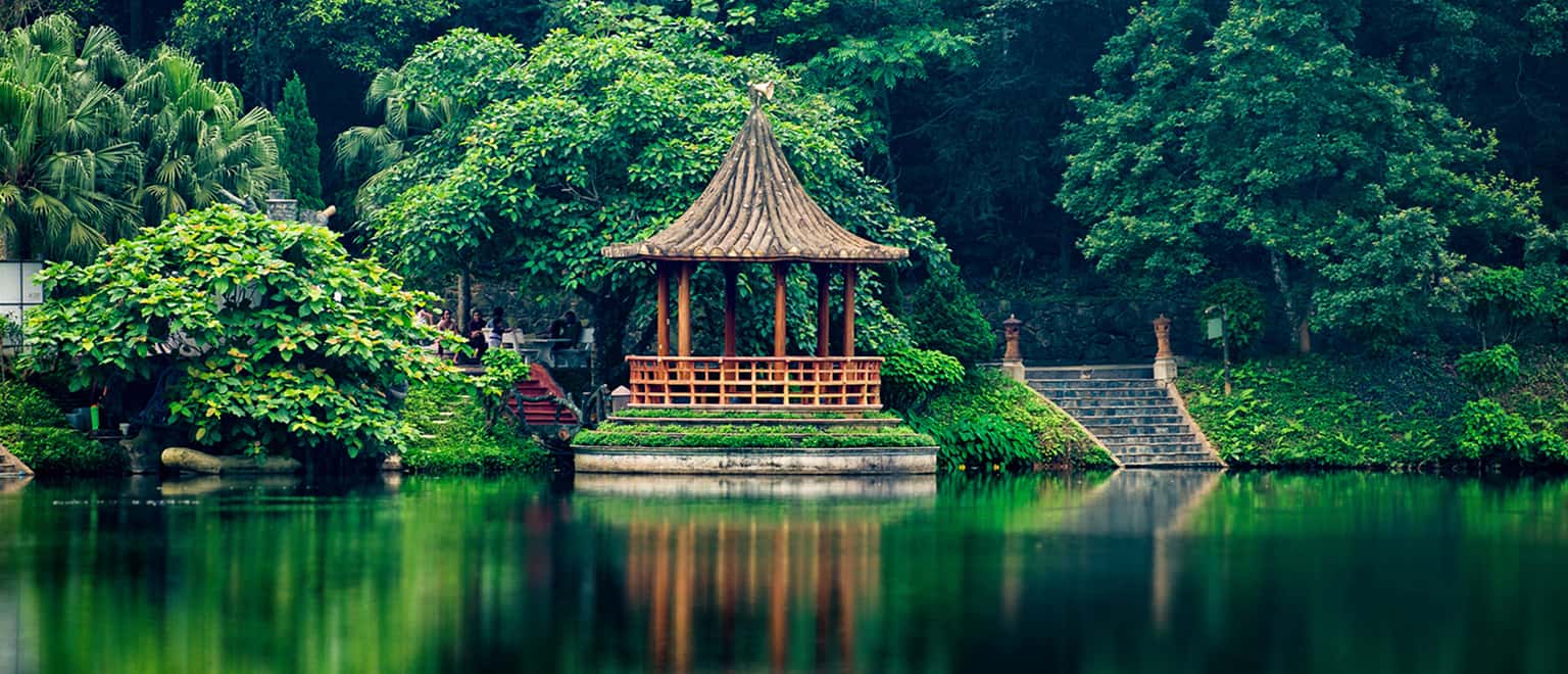 Vé máy bay Pleiku Hà Nội