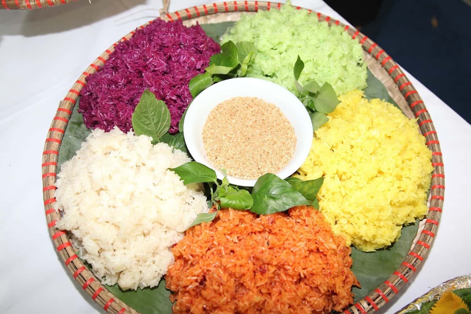 Xôi bảy màu Sapa