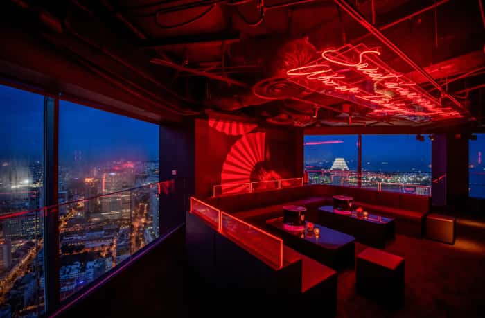 Bar Rouge