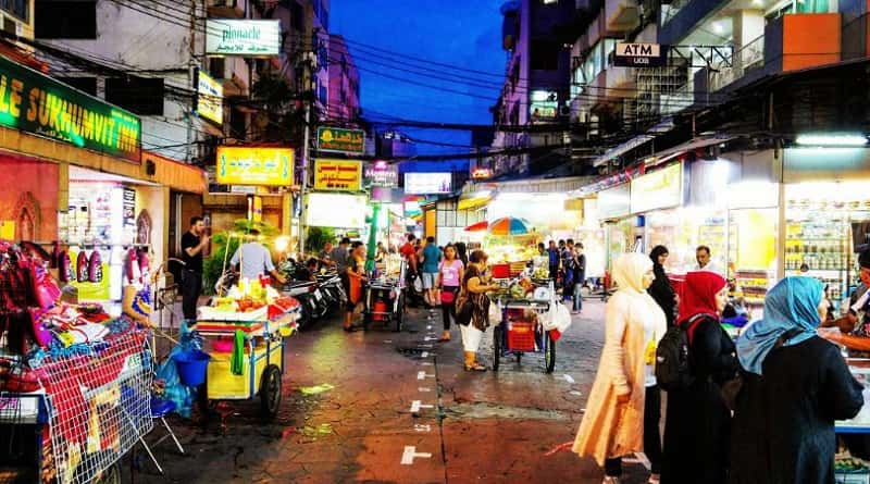 Khu chợ hai bên đường Sukhumvit