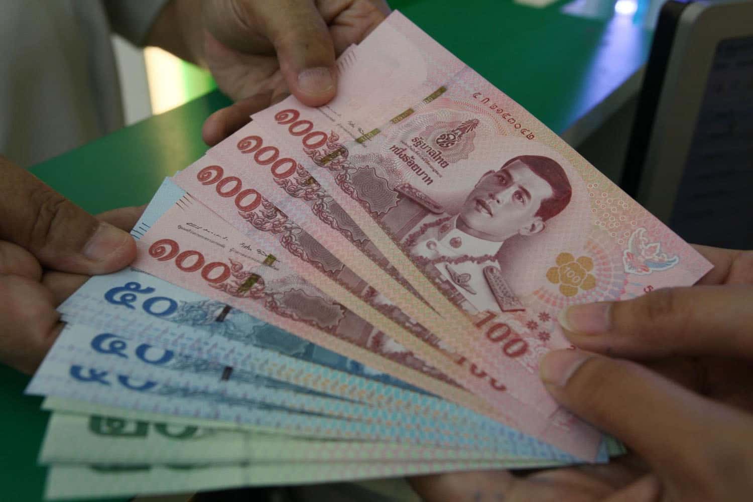 Đổi tiền