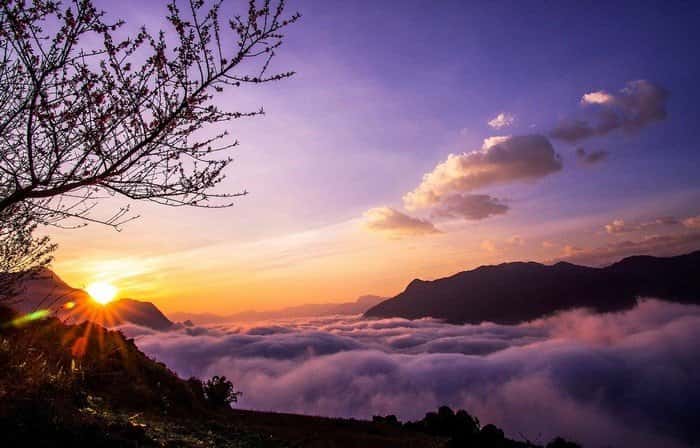 Biển mây ở Khau Phạ thu hút phượt thủ khắp nơi đến Mù Cang Chải