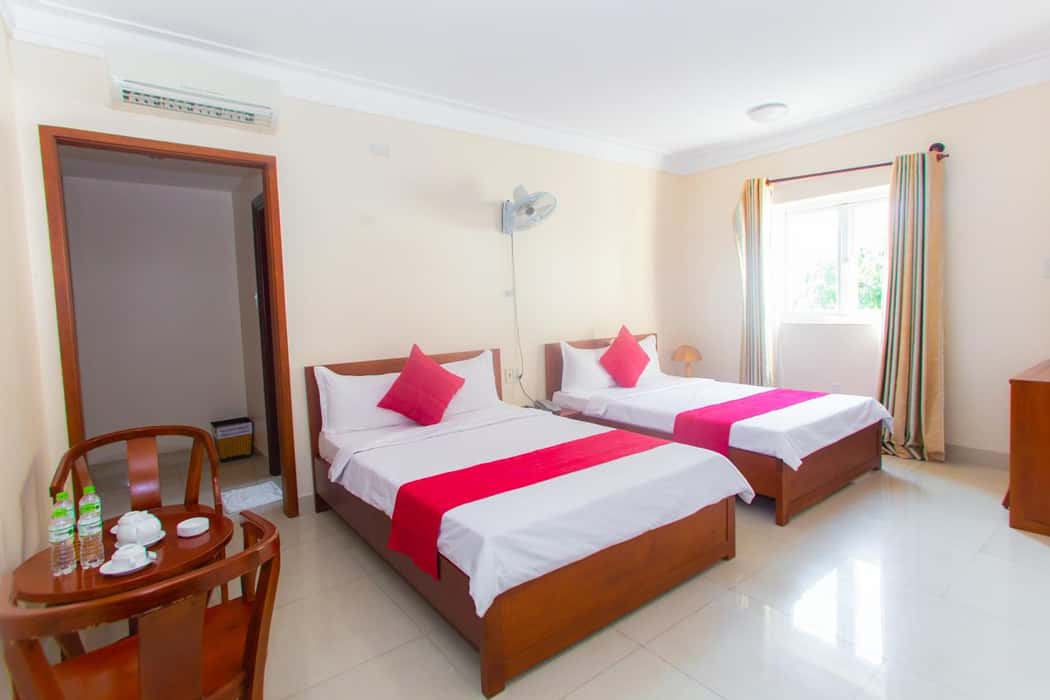 Khách sạn Đông Đô Hotel