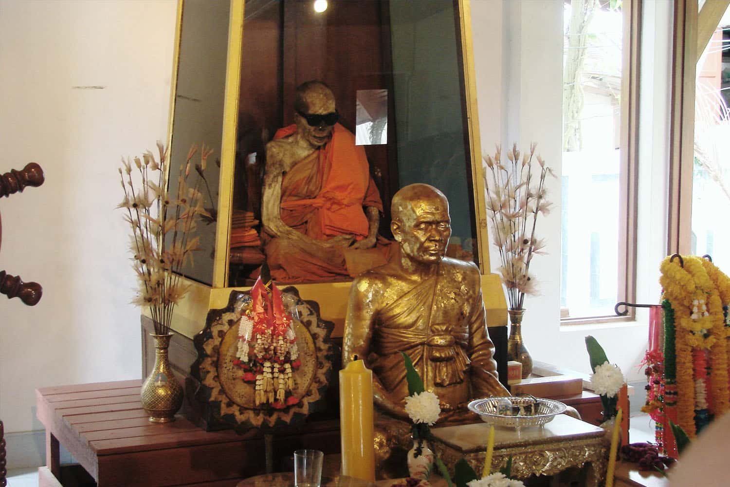 Xác ướp thầy tu ở Wat Khunaram