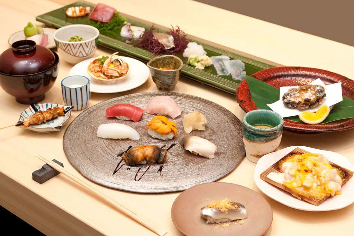 Sushi Kuriyagawa là nhà hàng sushi truyền thống tại quận Shibuya, Tokyo