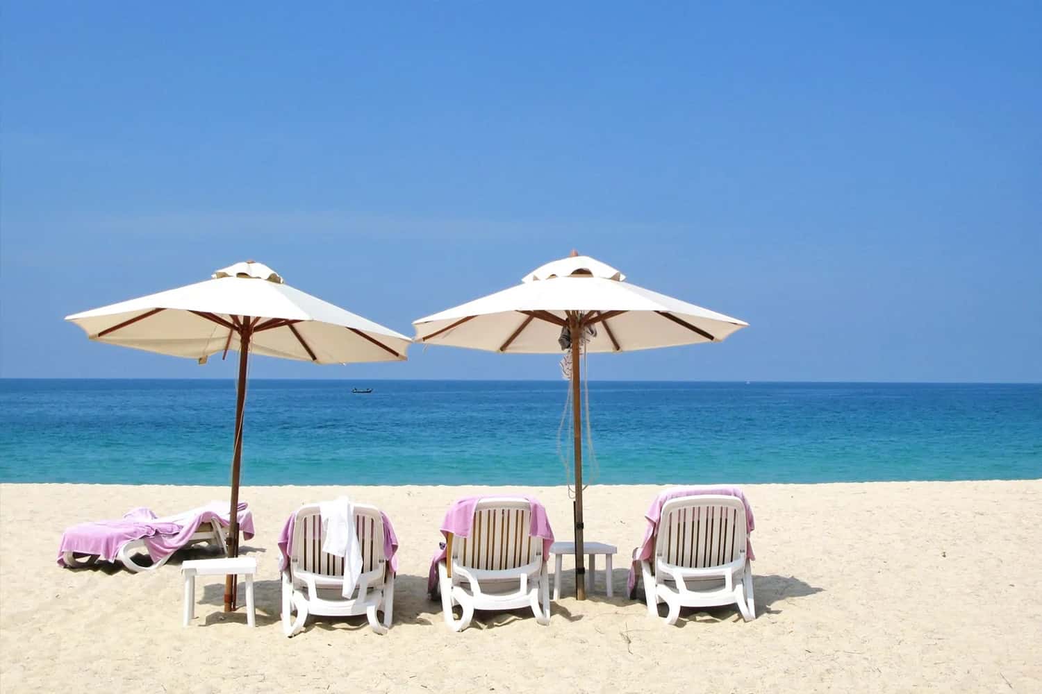 Bang Tao Beach
