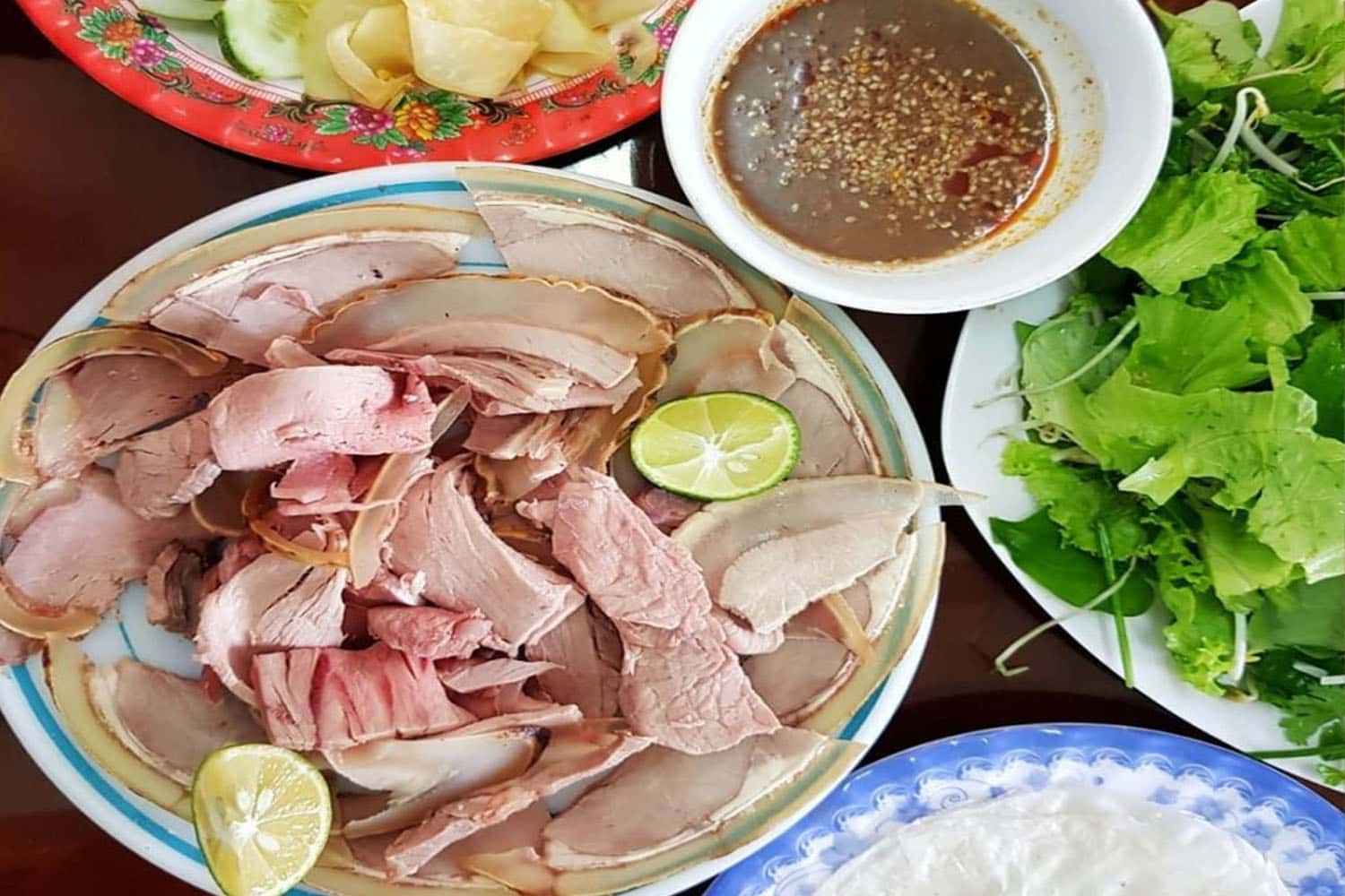 Bê thui Cầu Mống