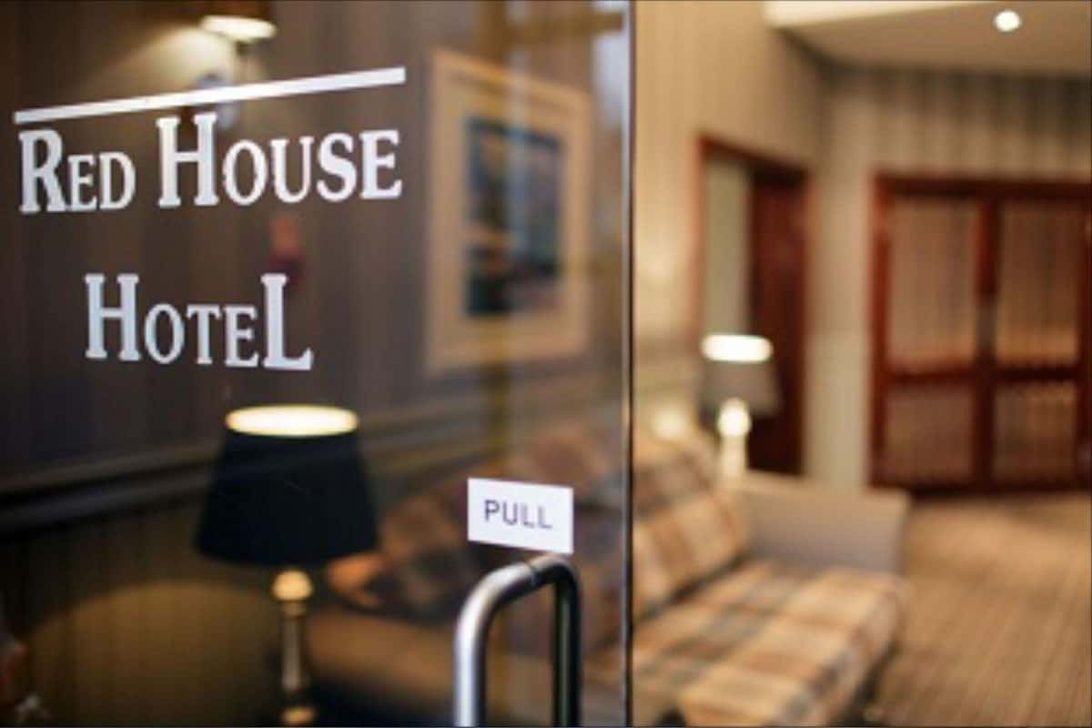 Red House Hotel