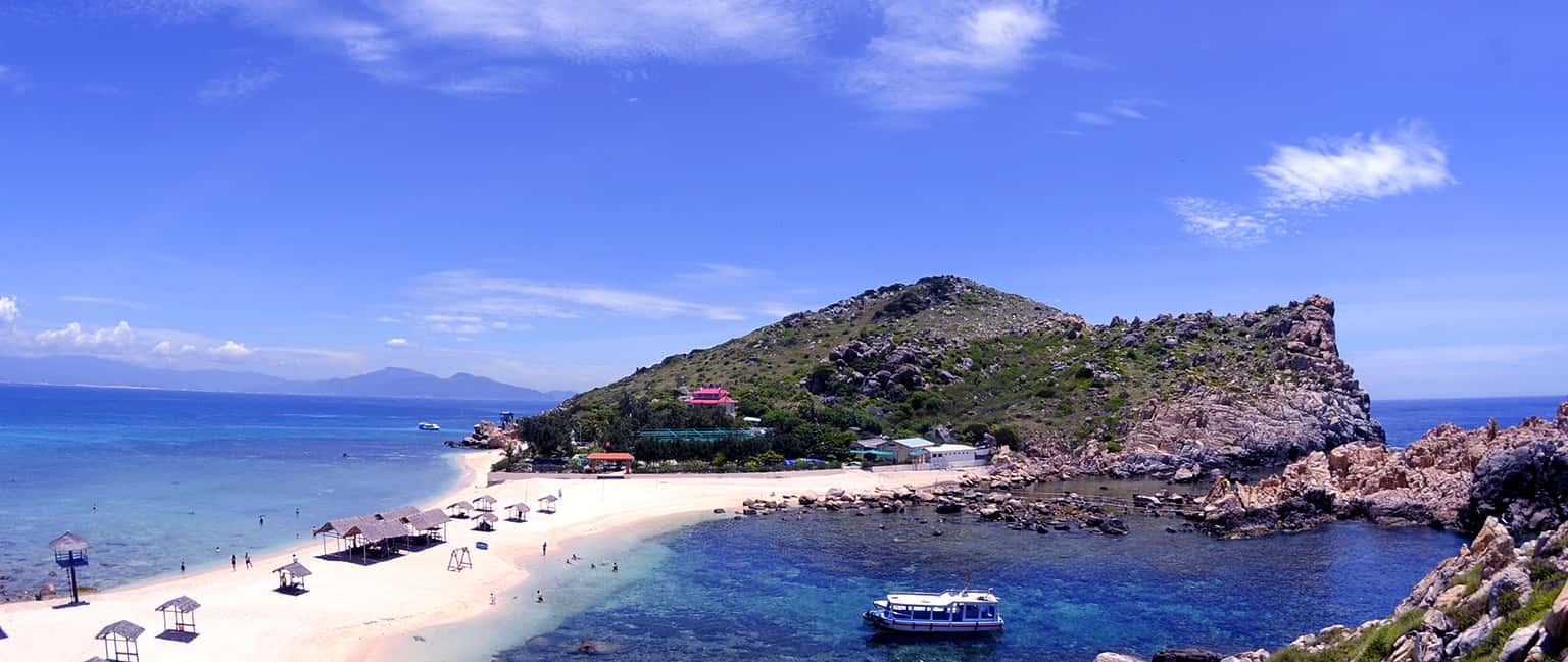 Khám phá Đảo Yến - hòn đảo đẹp nhất Nha Trang