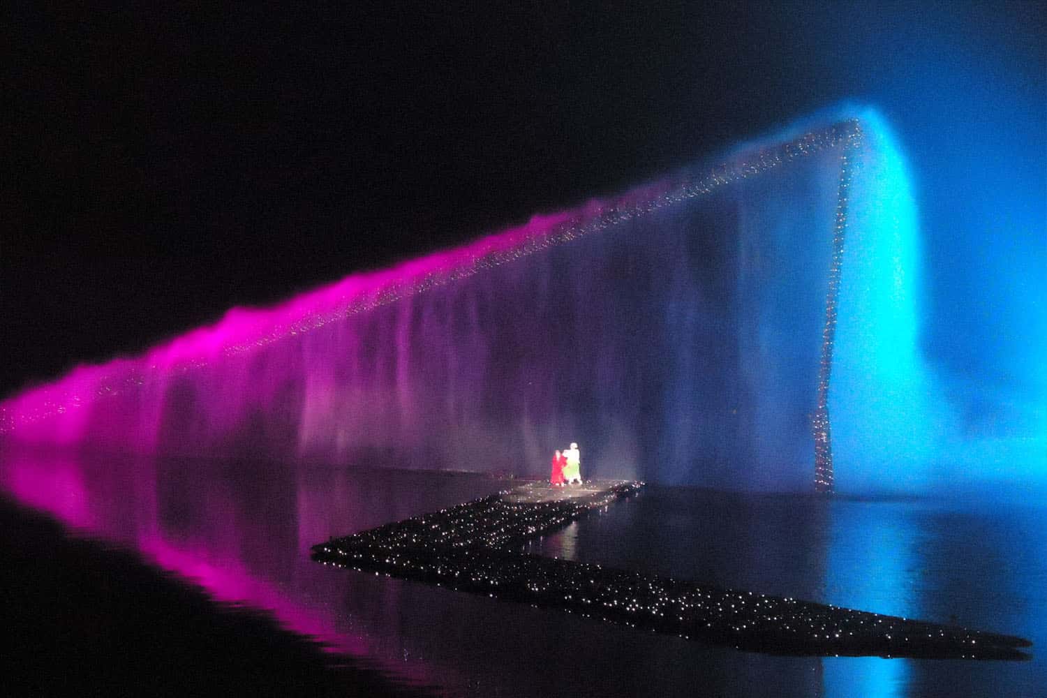 Triển lãm Hồ Tây