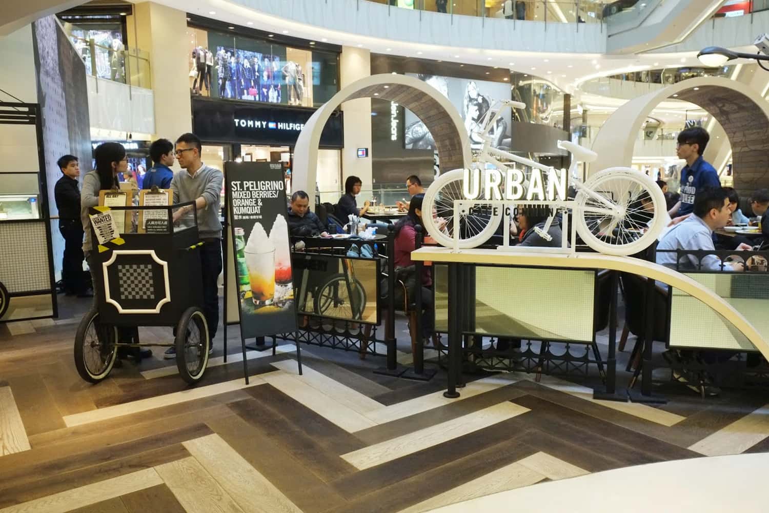Urban - Cafe Commune