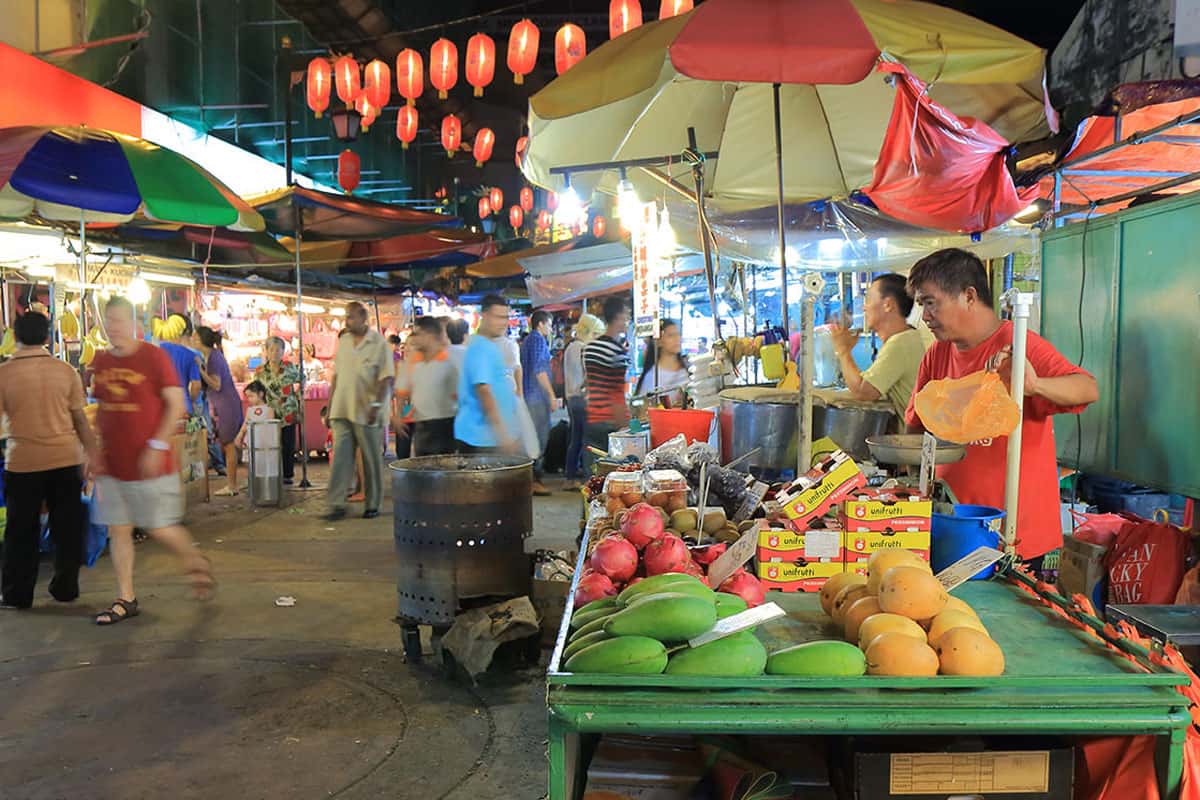 Những gian hàng tại phố Petaling thuộc thủ đô Kuala Lumpur