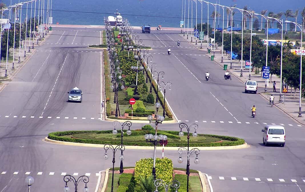 Đường Phạm Văn Đồng