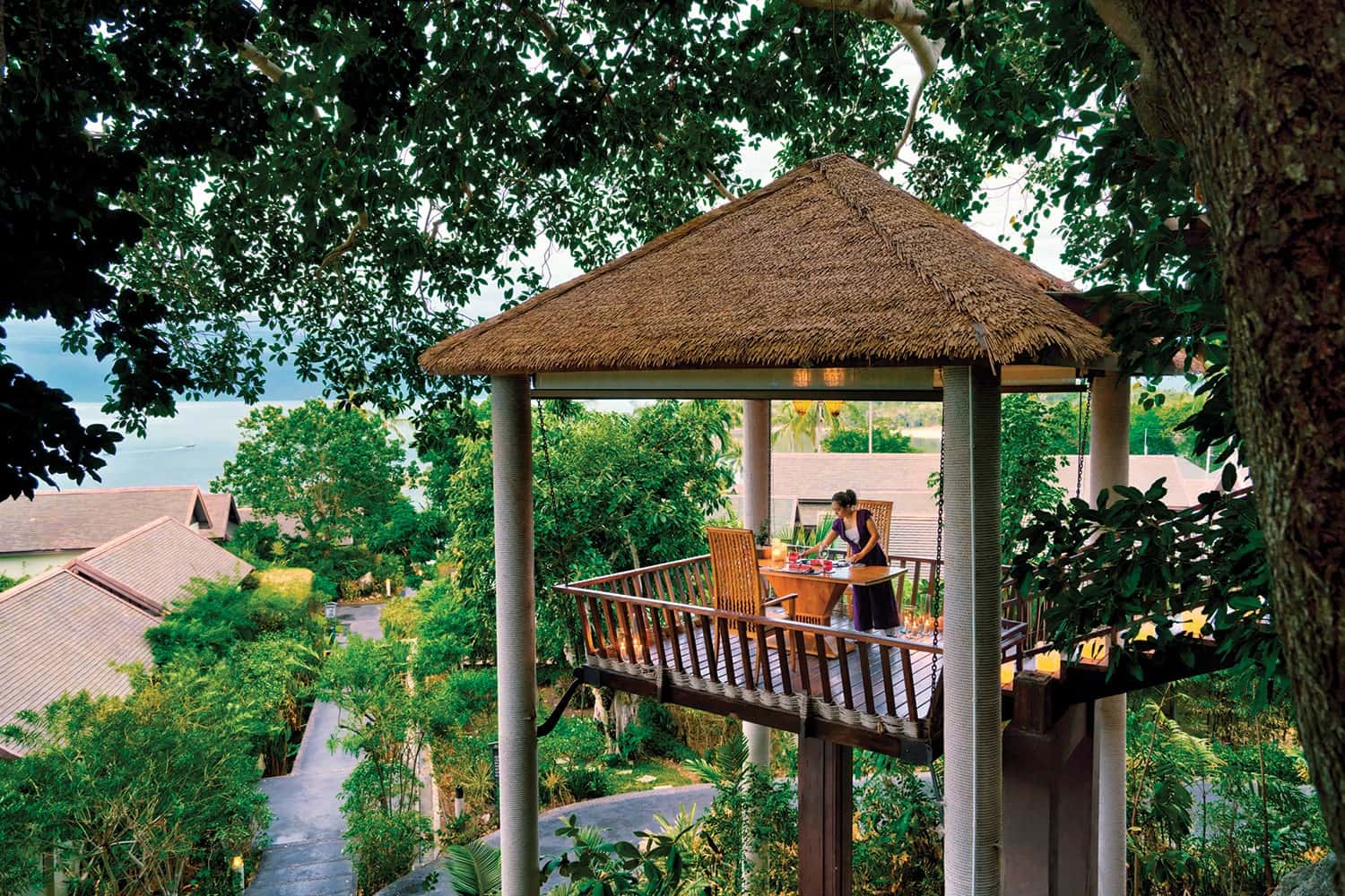 Nhà hàng Tree Tops