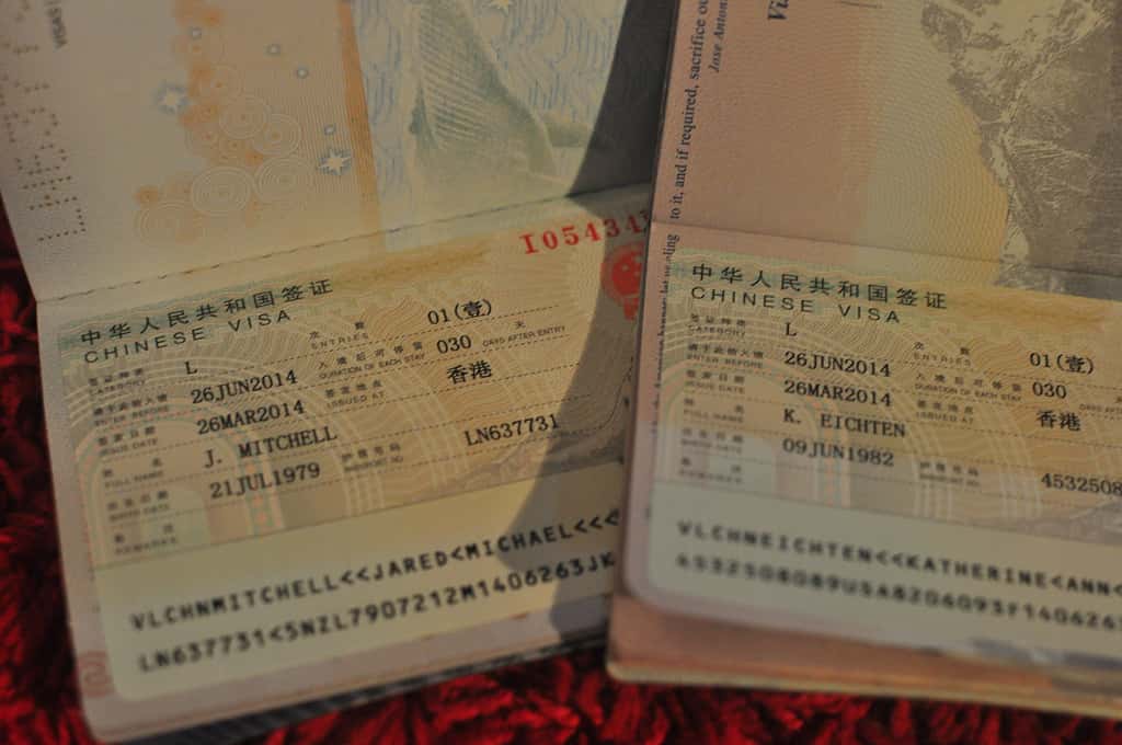 Visa du lịch cho phép thời gian lưu trú dài hơn so với Visa quá cảnh.