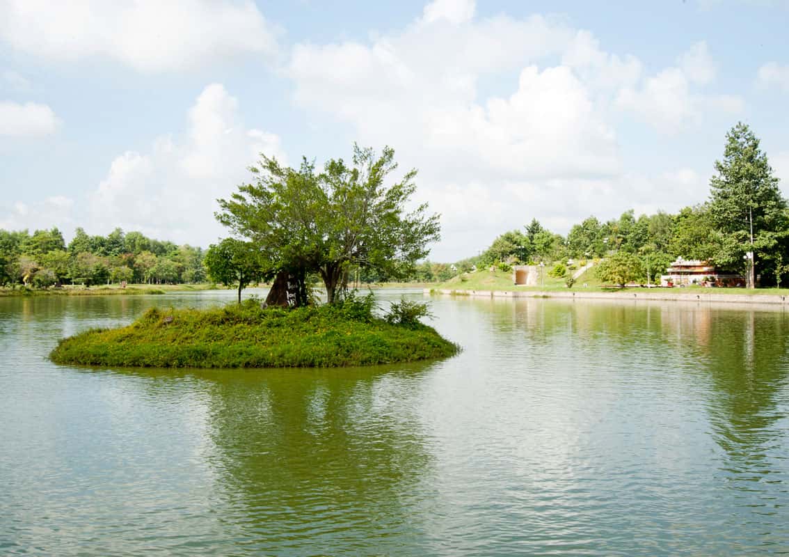 Khu hồ tắm mô phỏng Biển đông 