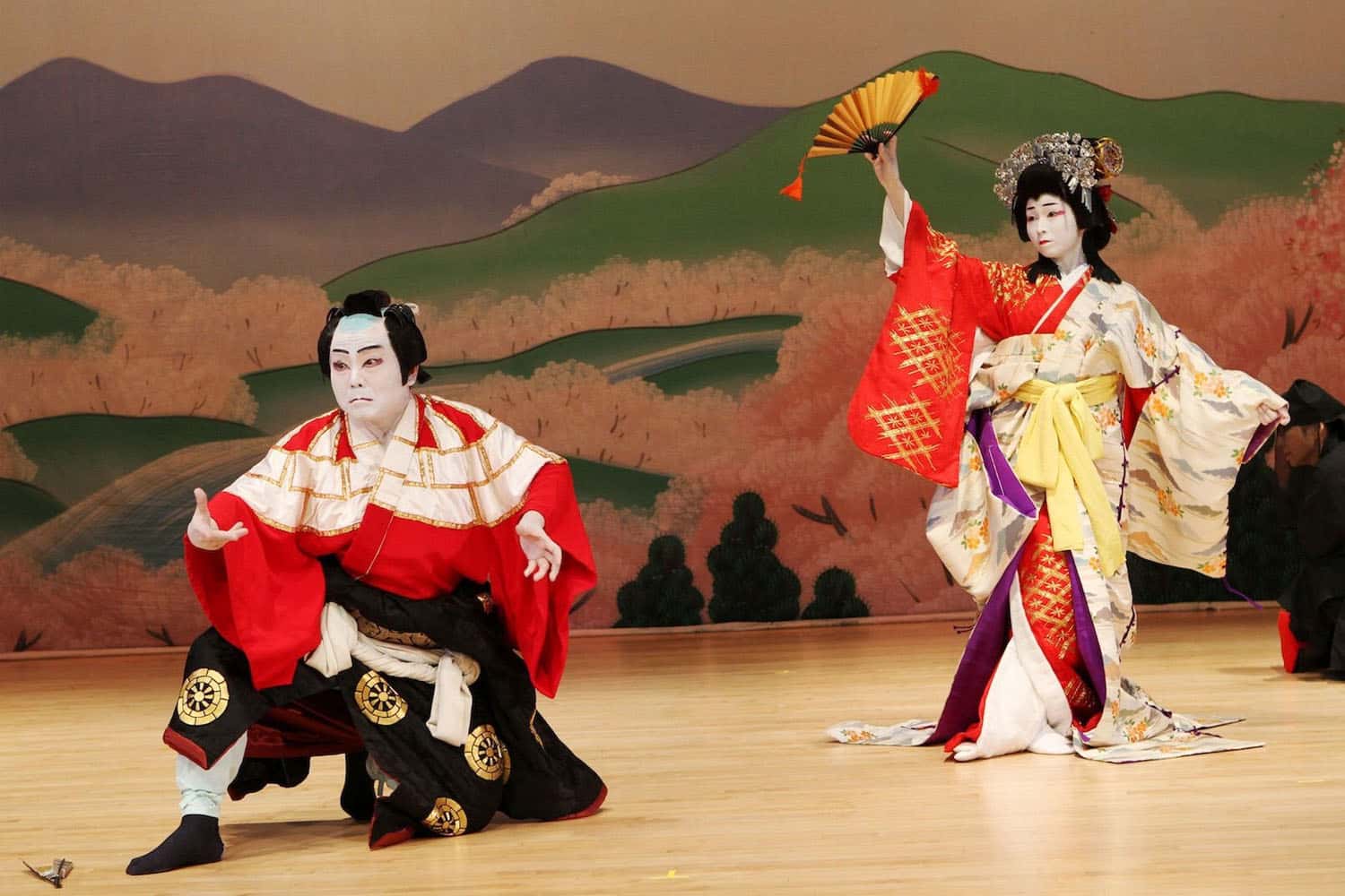 Xem một chương trình múa tại Nhà hát Kabukiza