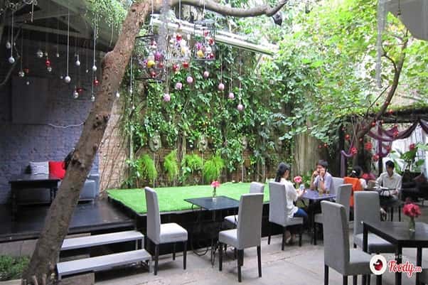 Pergola Cafe
