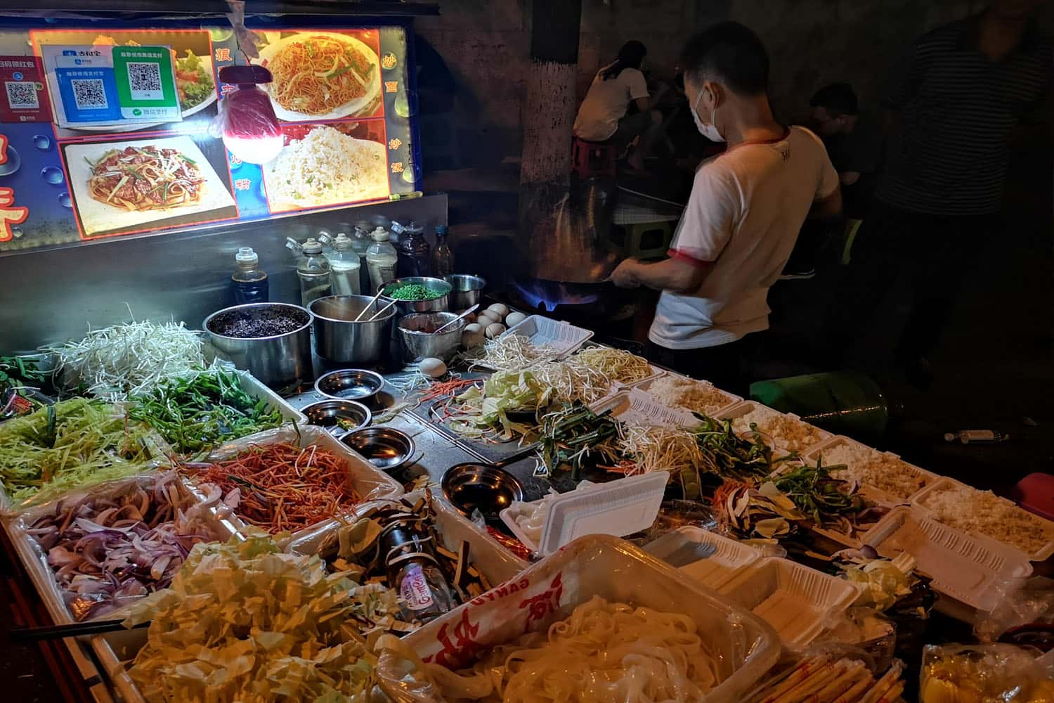 Khám phá ẩm thực đêm Trùng Khánh